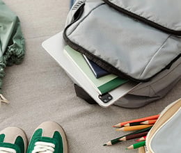 Article-Image-Catholic-accessories-for-back-to-school_