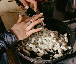 Article-Image-Get-good-at-cooking