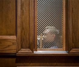 Article-Image-Go-to-Confession-Jesus-is-waiting_