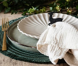 Article-Image-How-to-set-a-table_-1