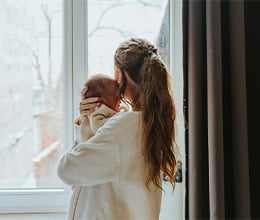 Article-Image-Moms-tell-all_-First-year-motherhood-dos-and-donts_