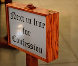 Article-Image-Priestly-advice-for-the-confession-line_