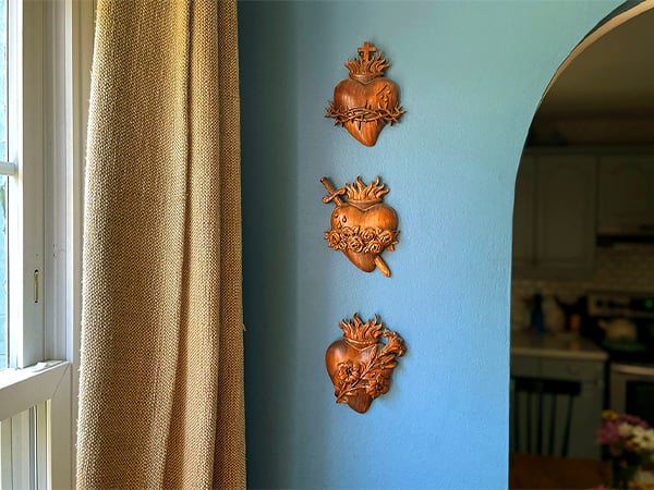 BOR-Image-Incorporating-the-devotion-of-the-Sacred-Heart-devotion-in-your-home_