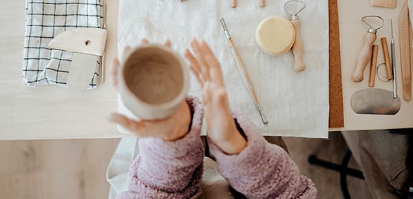 Feature-Image-The-most-healing-hobbies_-Why-your-grandmothers-pastimes-might-save-your-winter_