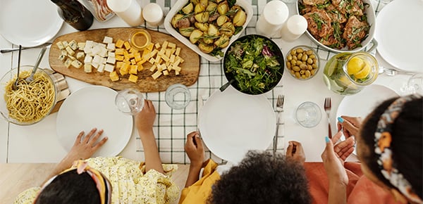 Feature-Image-The-weight-loss-shot-is-rising-but-what-happened-to-the-American-family-table__